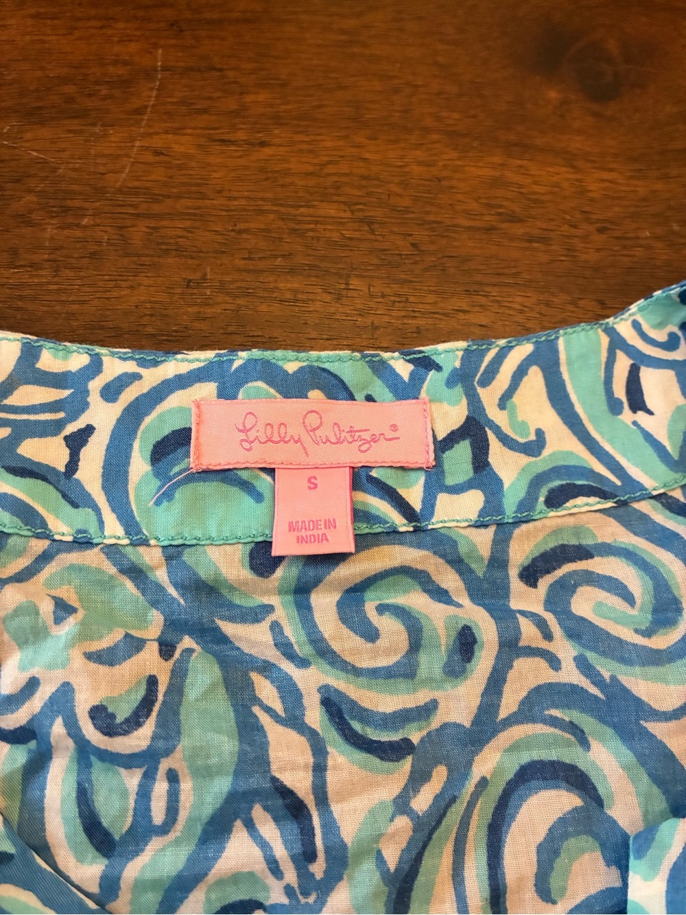 Lilly Pulitzer Amelia Island Top Small Blue Blouse Resort White Chasing Tail - Picture 2 of 3